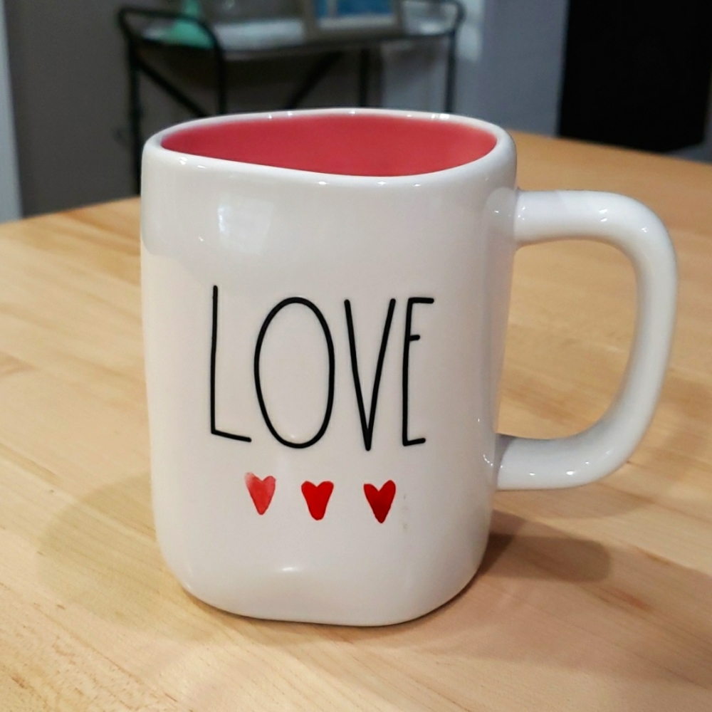 Rae Dunn LOVE mug NWT